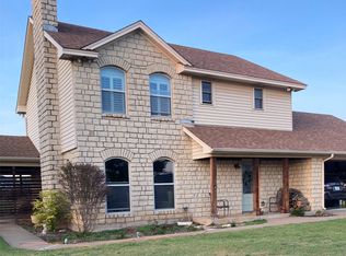700 Aqua Vista Dr, Granbury, TX 76049