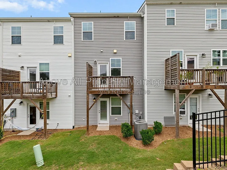 1035 Shoreside Dr — Photo 43