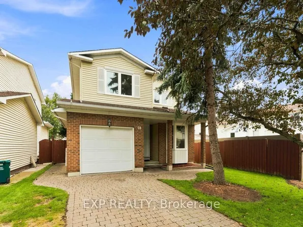 28 Glenmoriston Ave, Ottawa, ON K2L 2S2