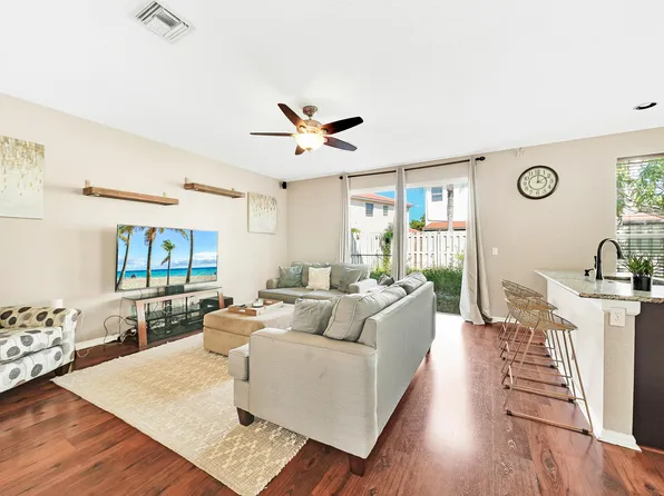 4252 Lake Tahoe Circle, West Palm Beach, FL 33409