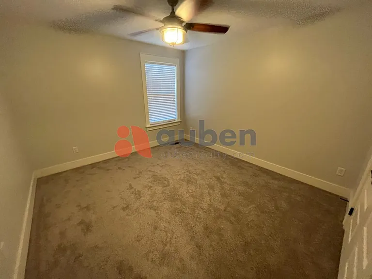 7302 Klingler Ln — Photo 6