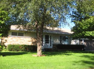 651 N Maple St, Herscher, IL 60941