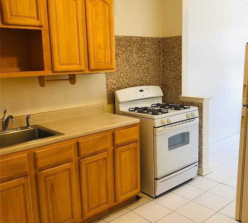 1st image of 2220 47th St #3