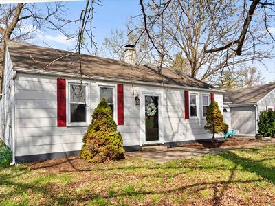 955 Green Mount Ln, Belleville, IL, 62220