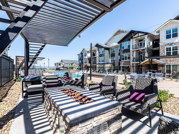 Resort Style Pooldeck