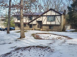 137 Comanche Pines Rd, Effort, PA 18330