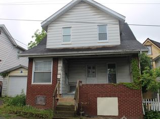 505 N 6th St, Apollo, PA 15613