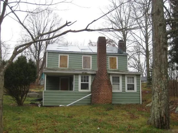 301 Secor Rd, Mahopac, NY 10541