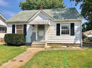 839 E Penning Ave, Wood River, IL 62095