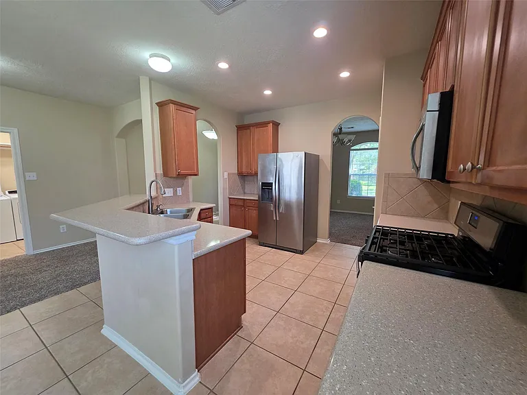 2242 Waxwing Dr — Photo 4