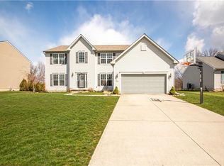 8295 Burlington Dr, North Ridgeville, OH