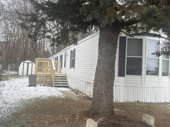 1478 Crescent Ln Lot 68, Flint, MI 48532