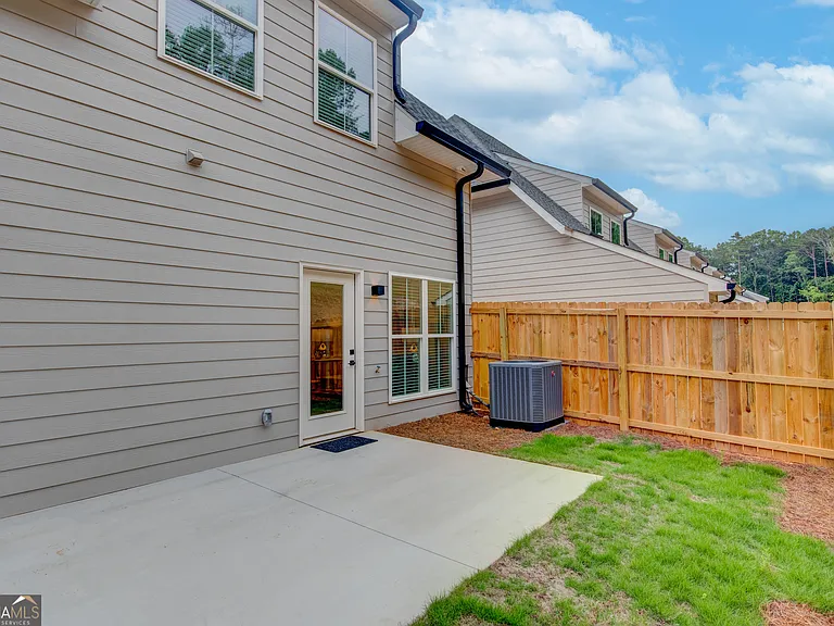 119 Chateau Dr — Photo 25
