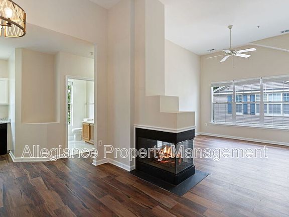 4th image of 11400 Windleaf Ct Unit R