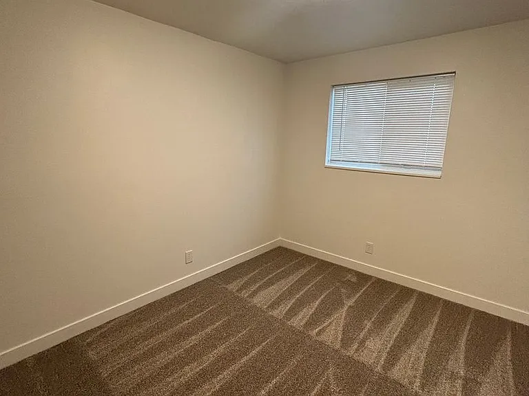 Allred 4 Plex — Photo 12