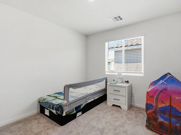 1502 Brianna Falls Dr — Photo 37