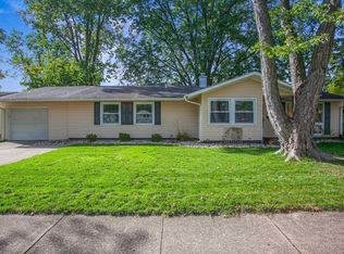 919 Manchester Dr, South Bend, IN