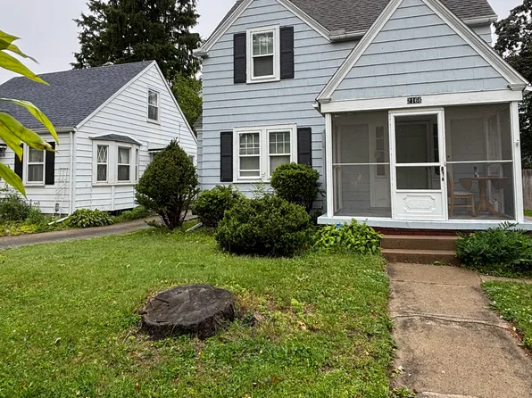 2166 Mansfield Rd, Toledo, OH 43613