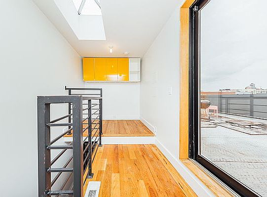 5th image of 166 Central Ave APT 3B