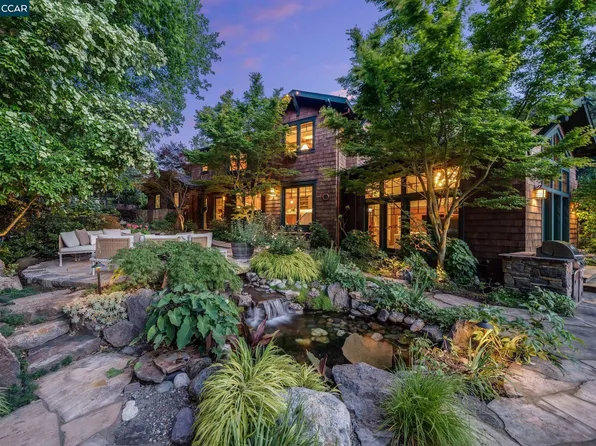 30 Greenwood Ct, Orinda, CA 94563