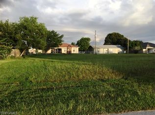 2935 SW 4th Pl, Cape Coral, FL 33914