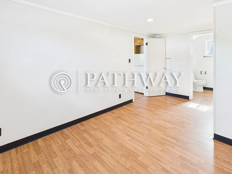 172 North St #7 — Photo 10