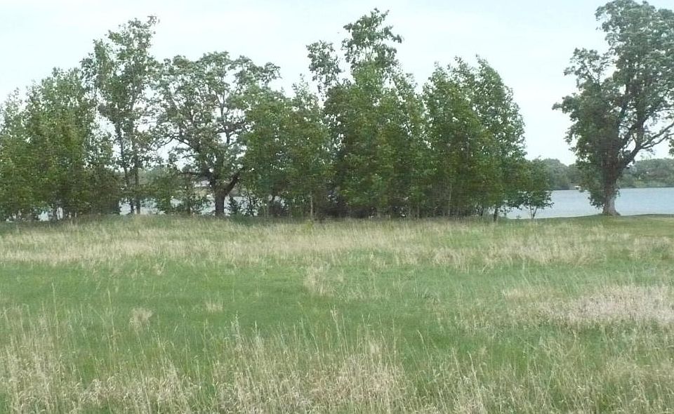 2nd image of 125 Lynn Rd