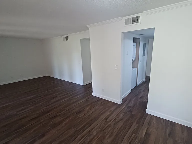 3918 La Mirada Dr N #7 — Photo 6