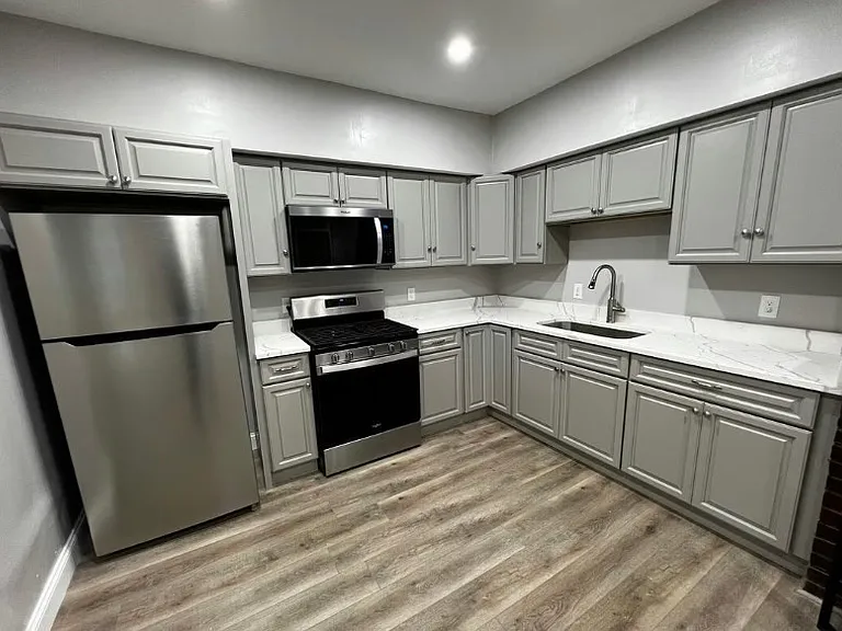 95 Norfolk St #1 — Photo 1
