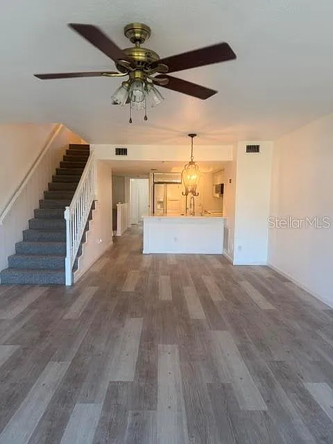 4 bed, 4.0 bath, 2174 sqft, $3,500 — Photo 3