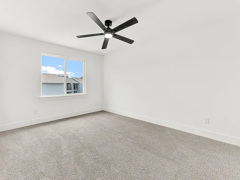 9471 Timberleaf Dr — Photo 31