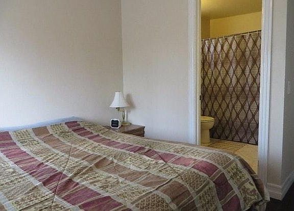 4th image of 2608 Avenida Del Vis APT 204