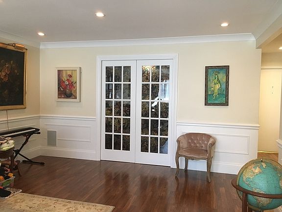 5th image of 4601 W Touhy Ave APT 301