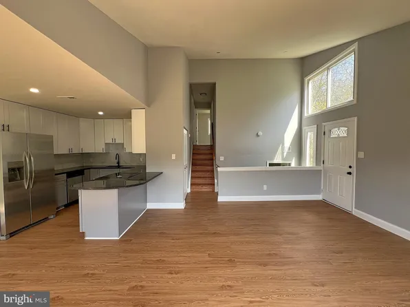 809 Gilway Ct, Edgewood, MD 21040