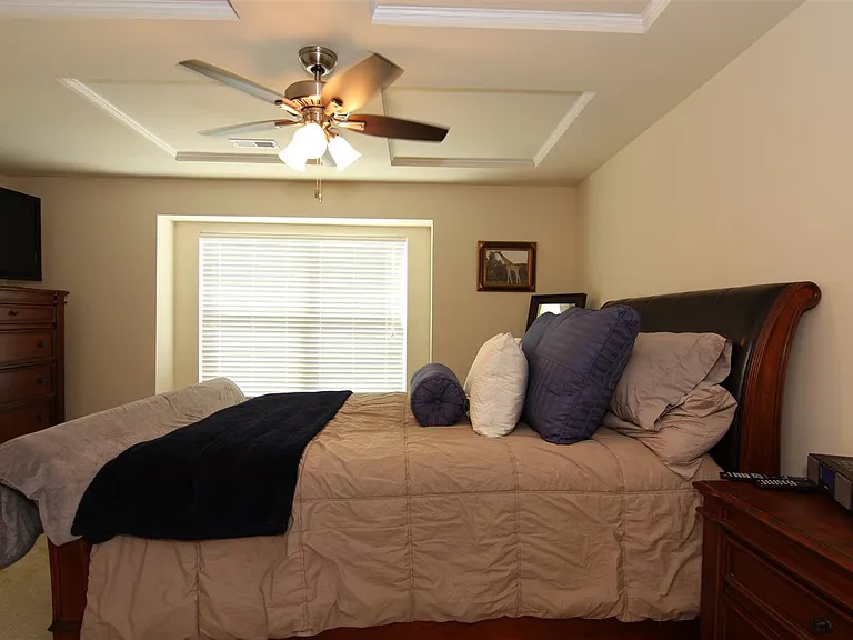 41 Pocono Dr — Photo 12