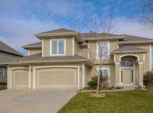 15921 Ballentine St, Overland Park, KS 66062