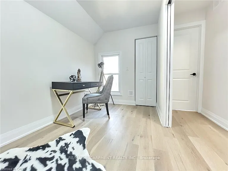 22 Keith St — Photo 20
