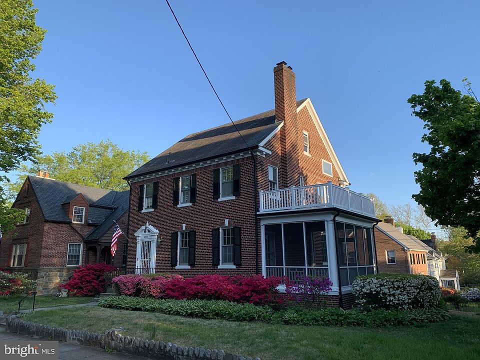 2nd image of 4858 Albemarle St NW