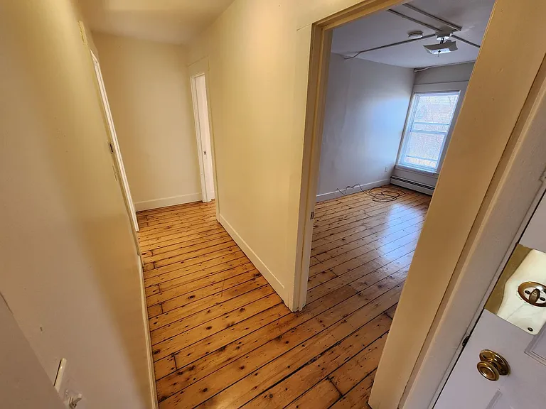 21-23 Summer St — Photo 11