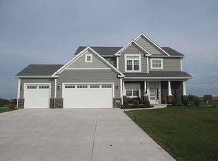 7974 98th Cir, Pleasant Prairie, WI 53158