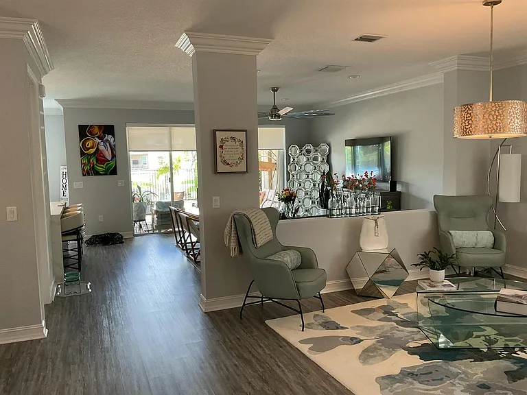 8219 Calabria Lakes Dr — Photo 16