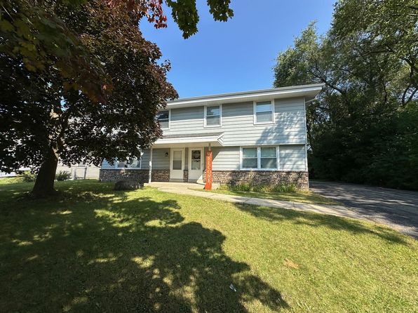 3102-3104 W Alvina Ave