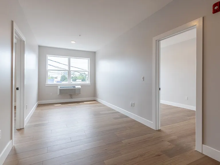 213 French St — Photo 28