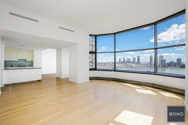 Rented by Bond New York | media 16