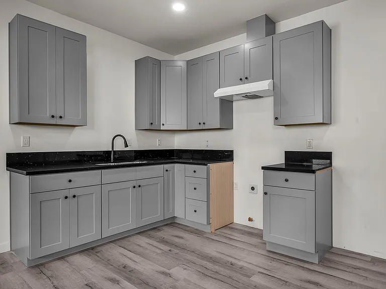 5842 Denver Ave — Photo 19