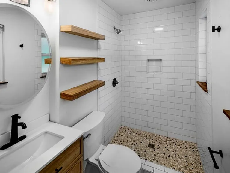 4908 Lonas Dr — Photo 25