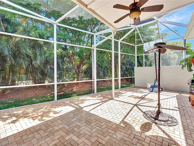 8910 Paseo De Valencia St — Photo 32