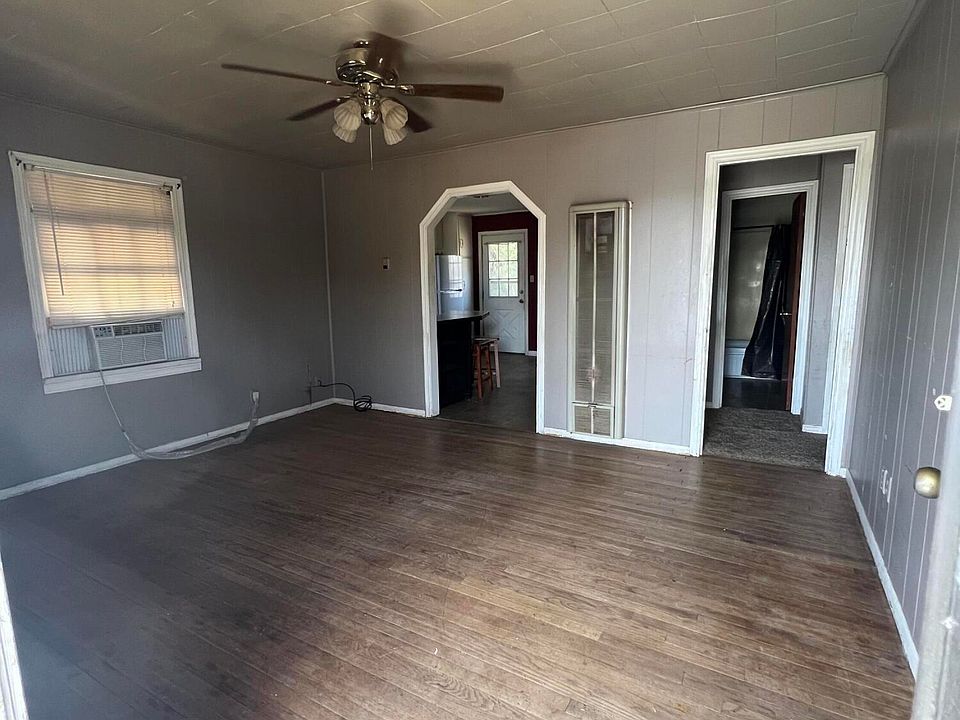 730 W Tennessee St, Floydada, TX 79235 Zillow
