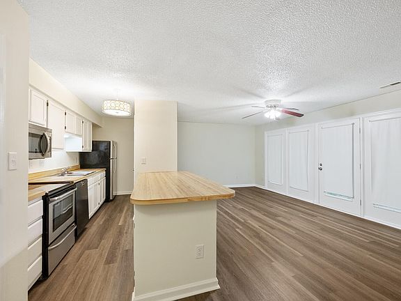 2nd image of 1311 Park Glen Dr APT 104