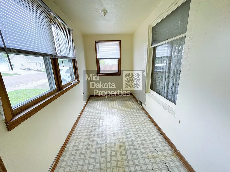 1016 S Duff St — Photo 5